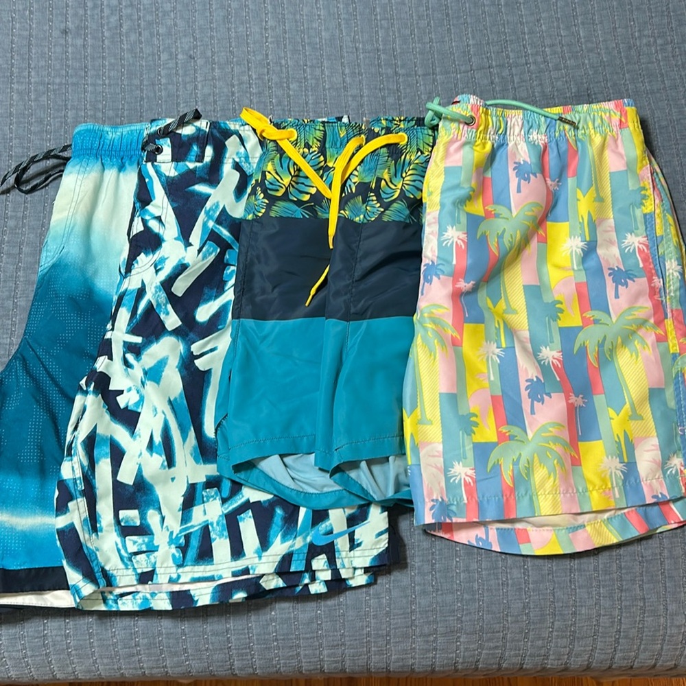Men’s swim trunks size XXL set of 5